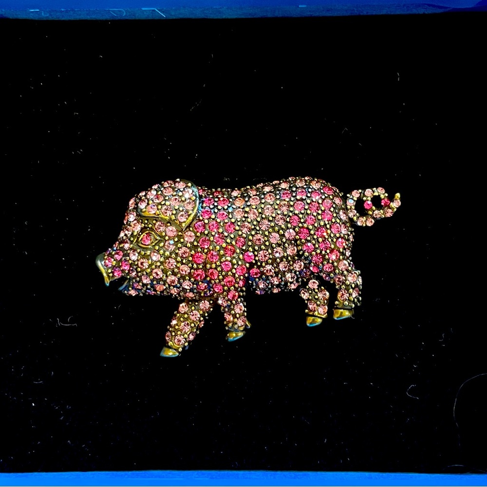 Heidi Daus “ Pink Pig” Brooch Pin
